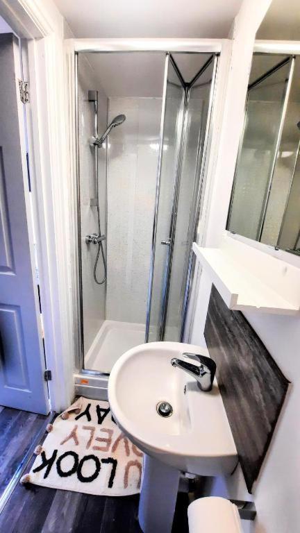 Premier Nottingham Studios - Burford Road المظهر الخارجي الصورة